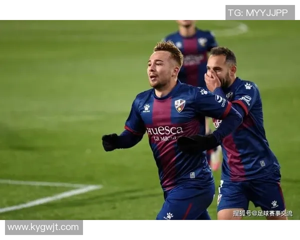 比利亚雷亚尔与瓦拉多利德激战正酣比分揭晓精彩瞬间回顾